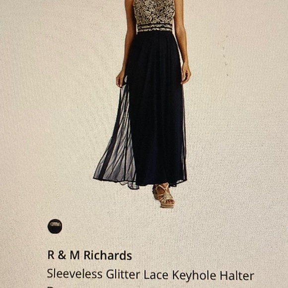 Formal dress - Picture 1 of 3